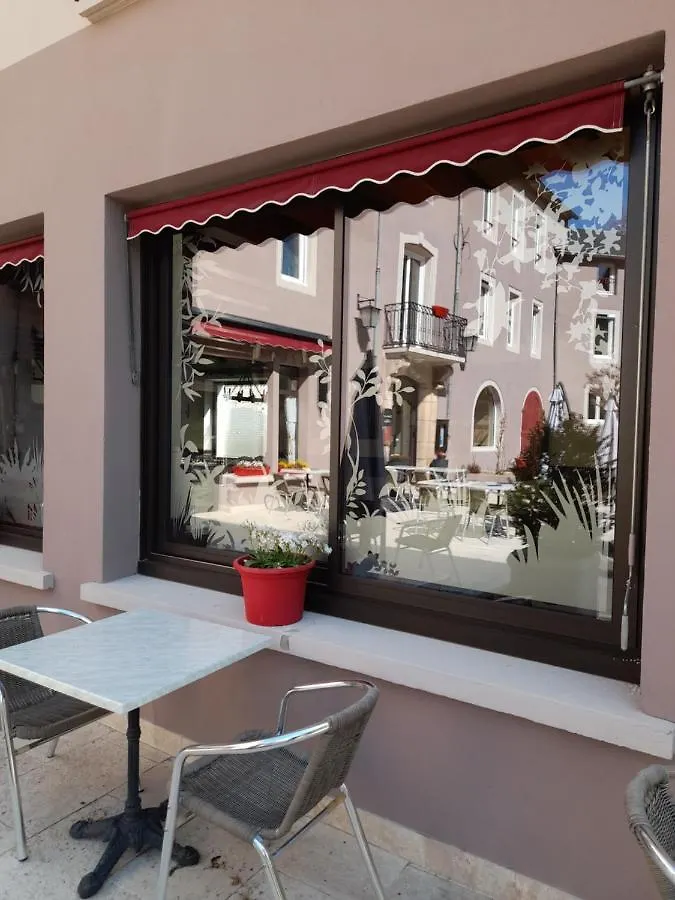 Отель Relais Du Bois Du Four Saint-Leons 2*,  Франция