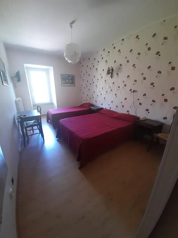 Отель Relais Du Bois Du Four Saint-Leons